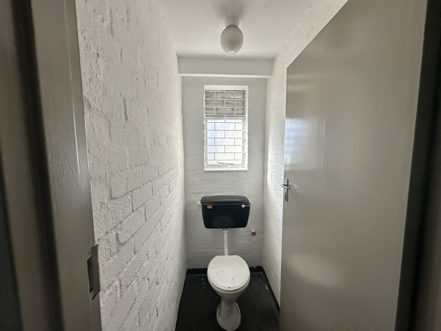 To Let Commercial Property for Rent in Ottery Western Cape